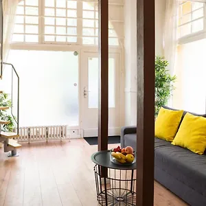 Spacious&stylish Loft Bed +s-bahn Access Apartment Berlin
