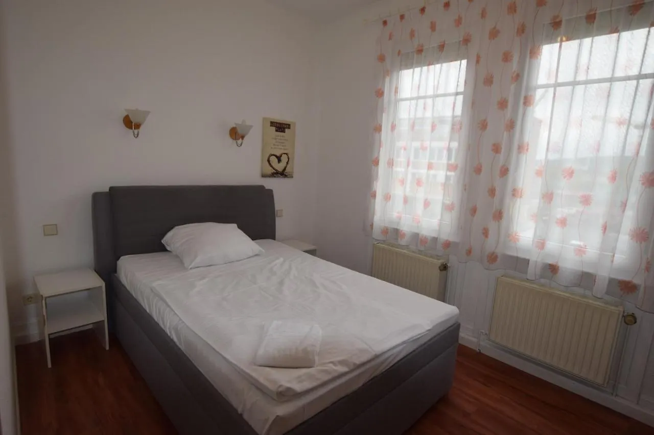Wasen Apartment Stuttgart 0*,